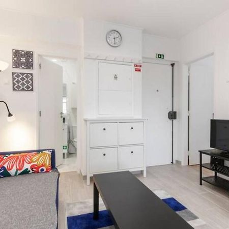 Beautiful 1 Bedroom Apartment Near Benfica Lisboa Exterior foto