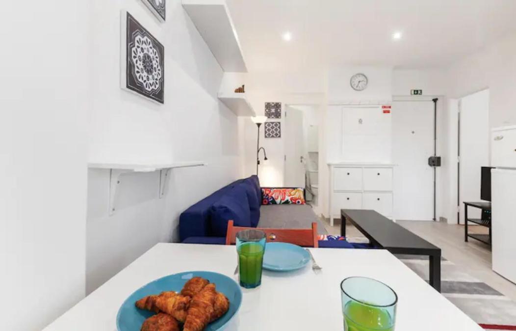 Beautiful 1 Bedroom Apartment Near Benfica Lisboa Exterior foto