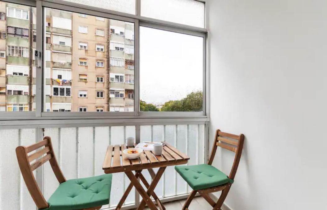 Beautiful 1 Bedroom Apartment Near Benfica Lisboa Exterior foto